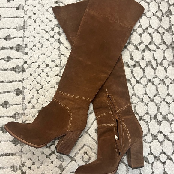Dolce Vita Cash over knee boots. - Picture 3 of 13